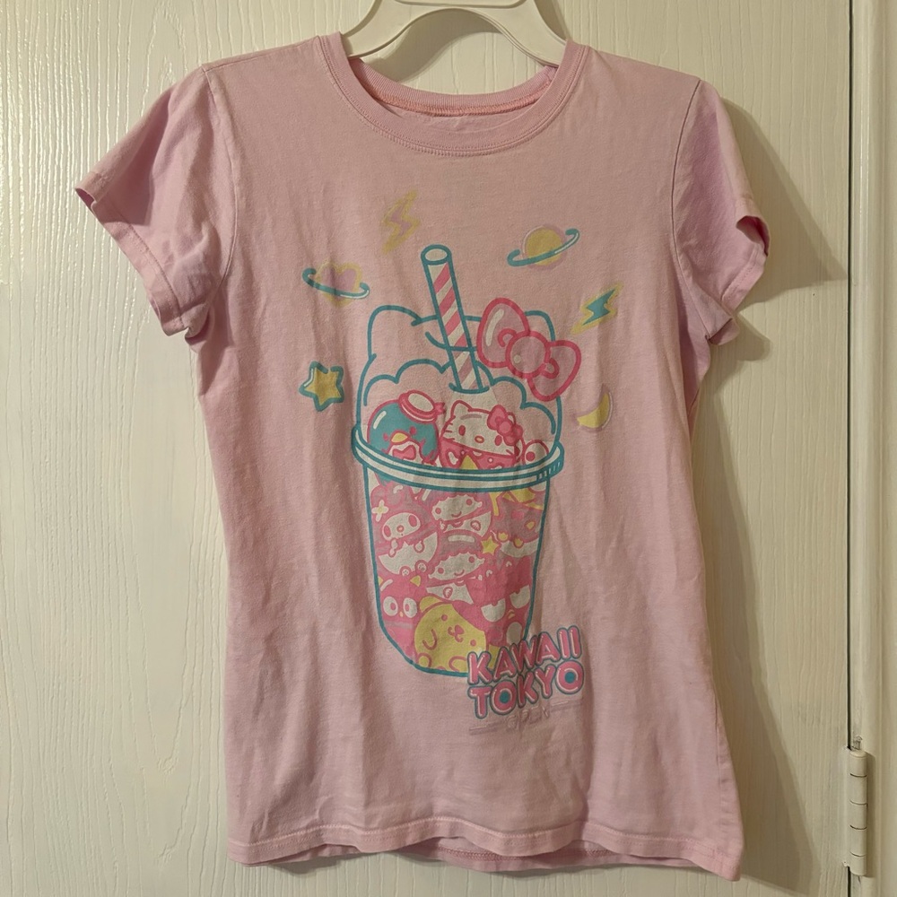 HOT TOPIC Sanrio Hello Kitty and Friends Kawaii Tokyo Boba Girls T-Shirt